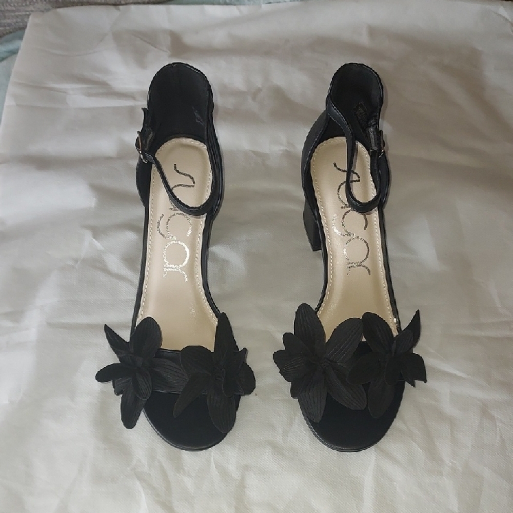 Elegant Black Floral Women's Sandals